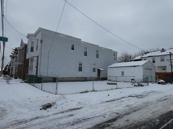 3rd image of 2635 3rd Ave