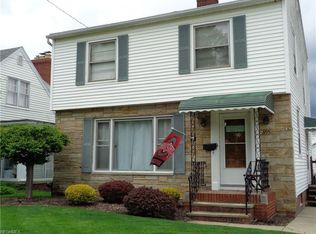 695 E Ford Ave, Barberton, OH 44203