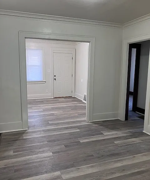 611 Phelps St — Photo 2
