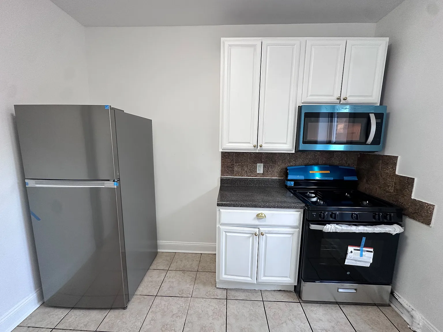 15 Gifford Avenue — Photo 3