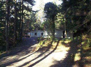 93761 Darlington Pl, North Bend, OR 97459