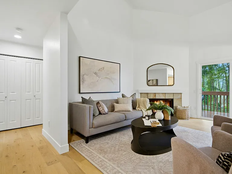4281 152nd Ct SE — Photo 8