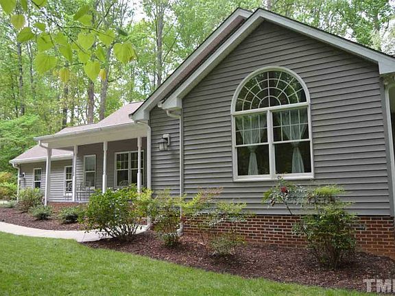 3rd image of 4018 Lattimore Dr