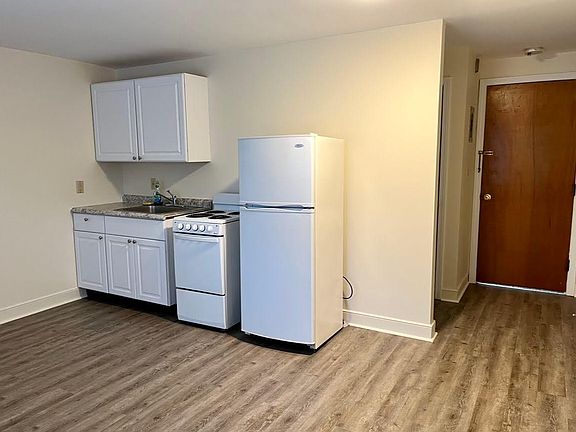 (Not actual Unit - but finishing and layout is similar)