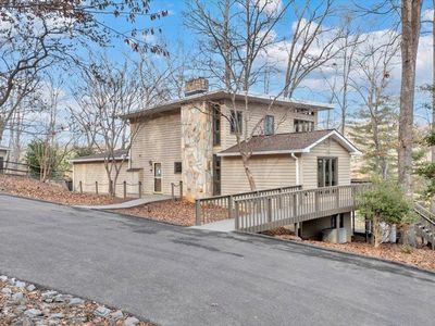 2768 Lake Retreat Rd, Huddleston, VA, 24104