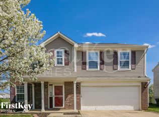 7031 N Laredo Dr, McCordsville, IN 46055