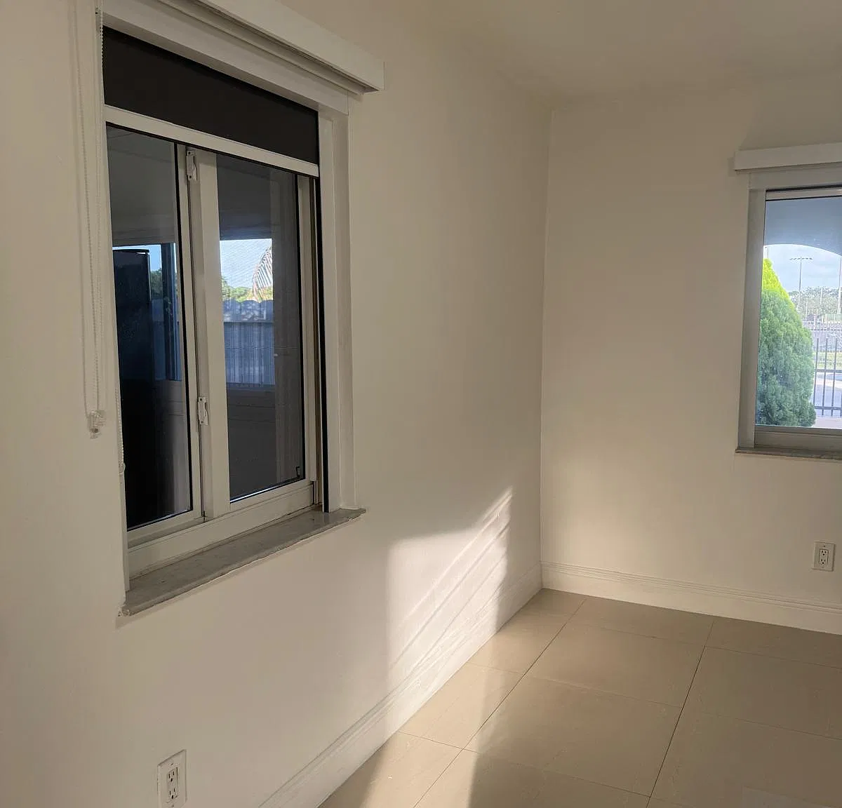 1 bed, 300 sqft, $1,800 — Photo 3