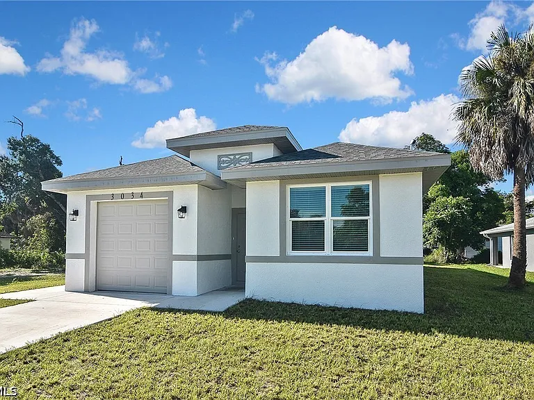 3034 Price Ave — Photo 1