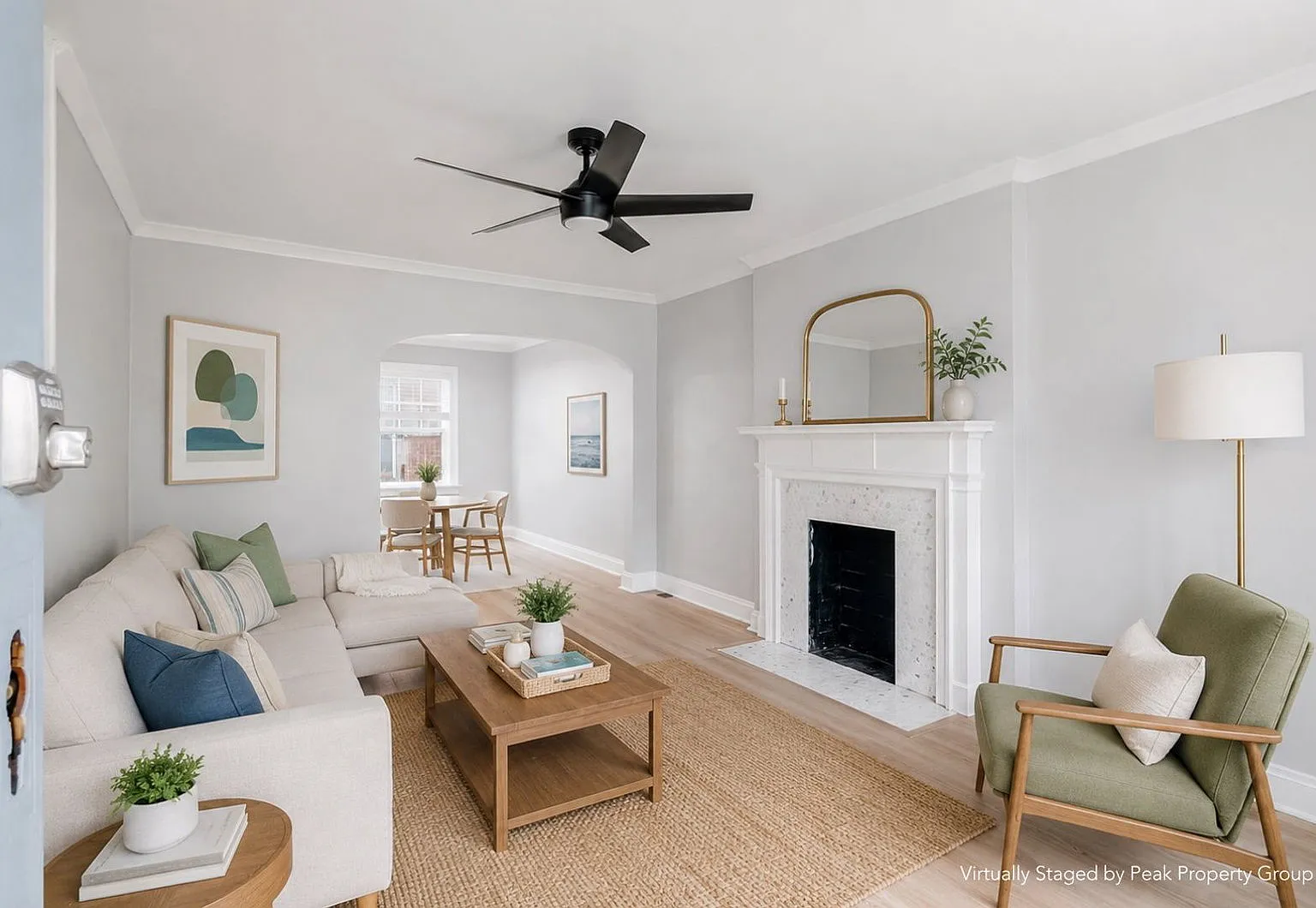2 bed, 1.0 bath, $1,895 — Photo 2