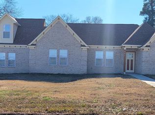 251 E Mitchell Rd, Memphis, TN 38109