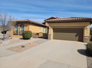 171 Zuni River Cir SW, Los Lunas, NM 87031