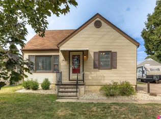 1421 N Hancock St, Fremont, NE 68025