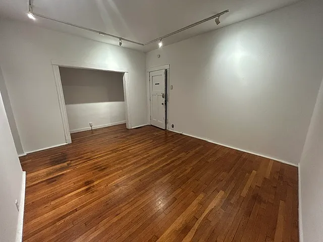 6041 Waterman Blvd — Photo 3