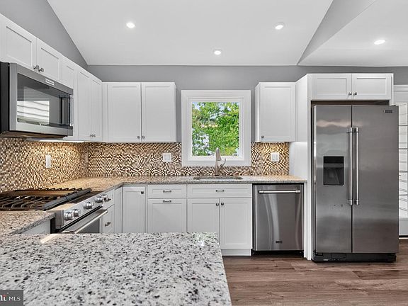 5th image of 416 Sudbury Rd