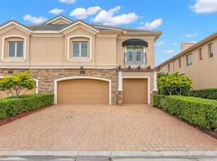 657 Saxony Blvd, Saint Petersburg, FL 33716
