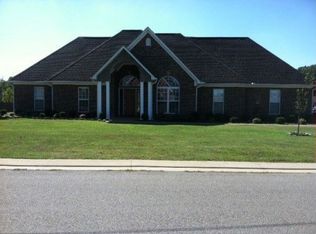 41 Summer Tree Dr, Jackson, TN 38305
