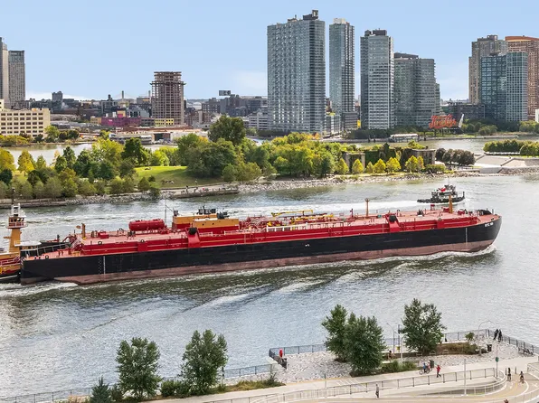 50 Sutton Place South image 10 of 16