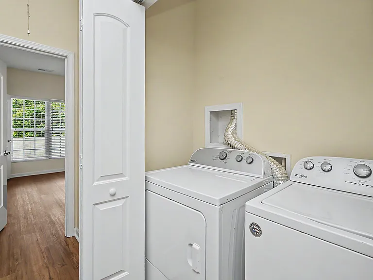 11233 Cedar Walk Ln — Photo 16