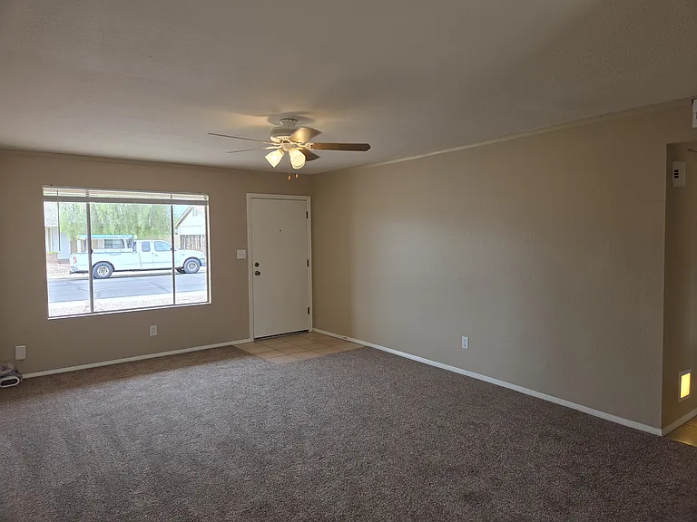 2334 W Olla Ave — Photo 2