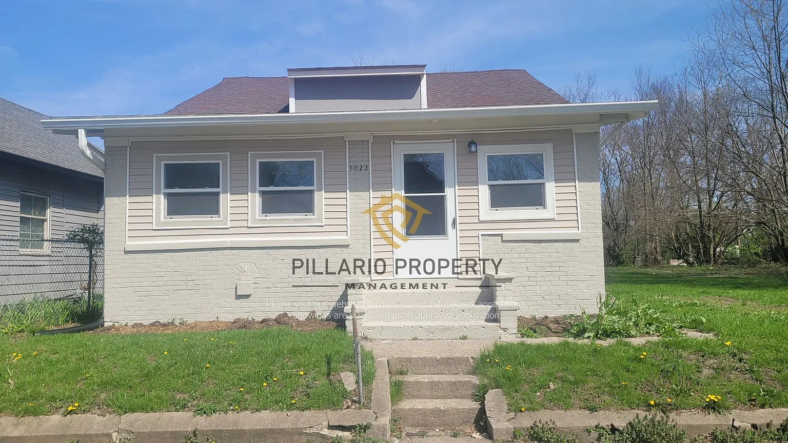 1023 N Pershing Ave photo 1
