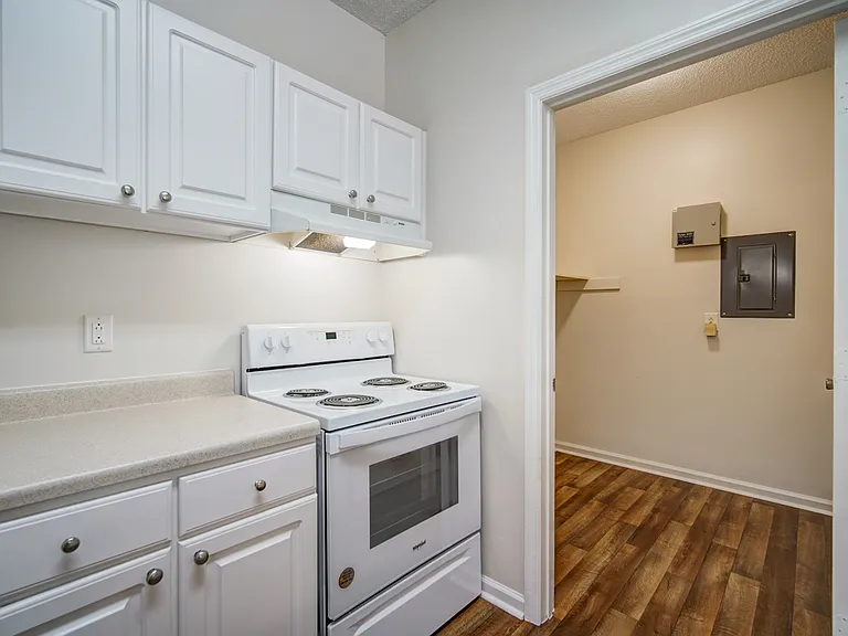 Bristol Park Apartment Homes — Photo 57