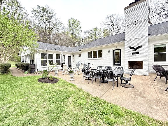 4th image of 1395 Roy Sellers Rd