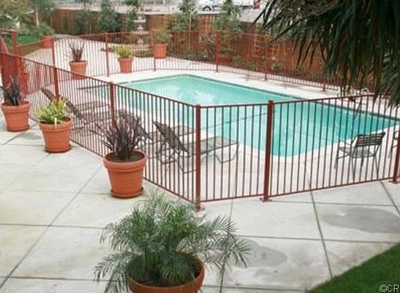 3rd image of 3320 Redondo Beach Blvd APT 208