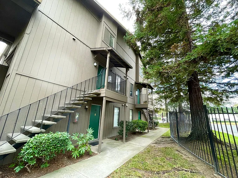 1180 Fulton Ave #1 — Photo 11