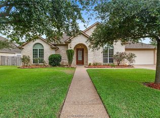 2116 Rockcliffe Loop, College Station, TX 77845