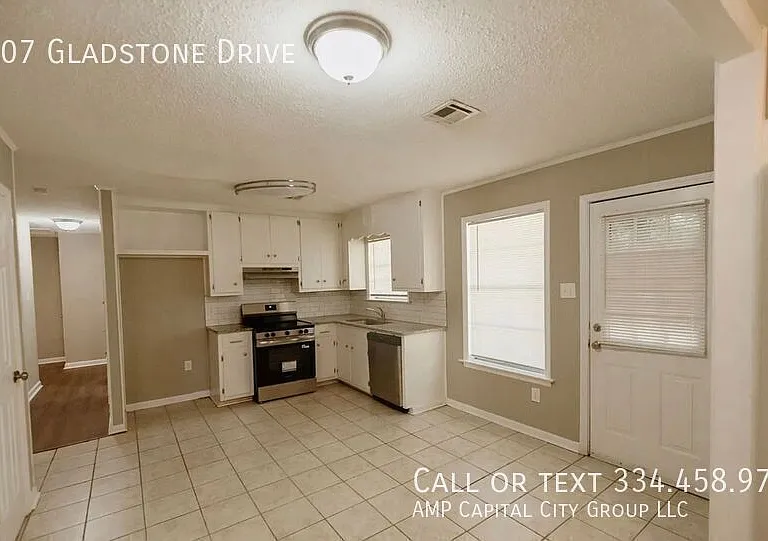 6107 Gladstone Dr — Photo 6
