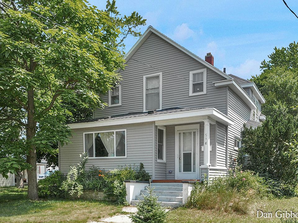 516 S Bridge St, Belding, MI 48809 Zillow