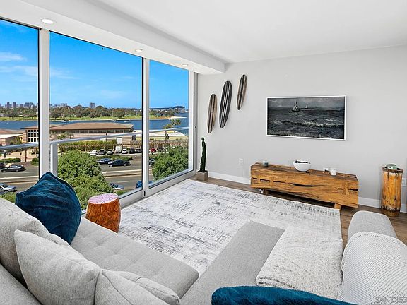 3rd image of 1820 Avenida Del Mundo Unit 408
