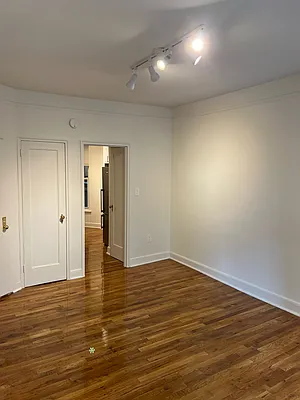 Rented by CVEK Real Estate | media 5