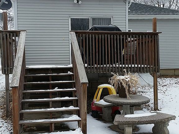3rd image of 1025 Lincoln Ave