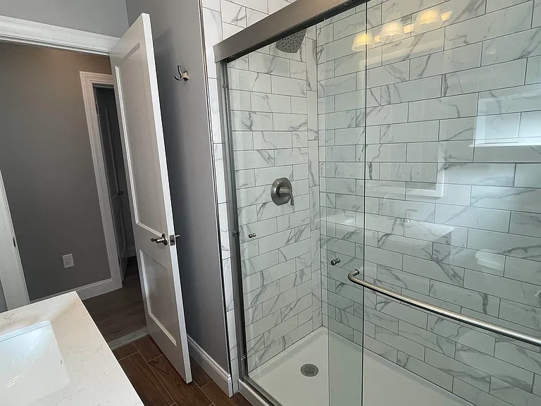 58 Hastings Ave — Photo 20