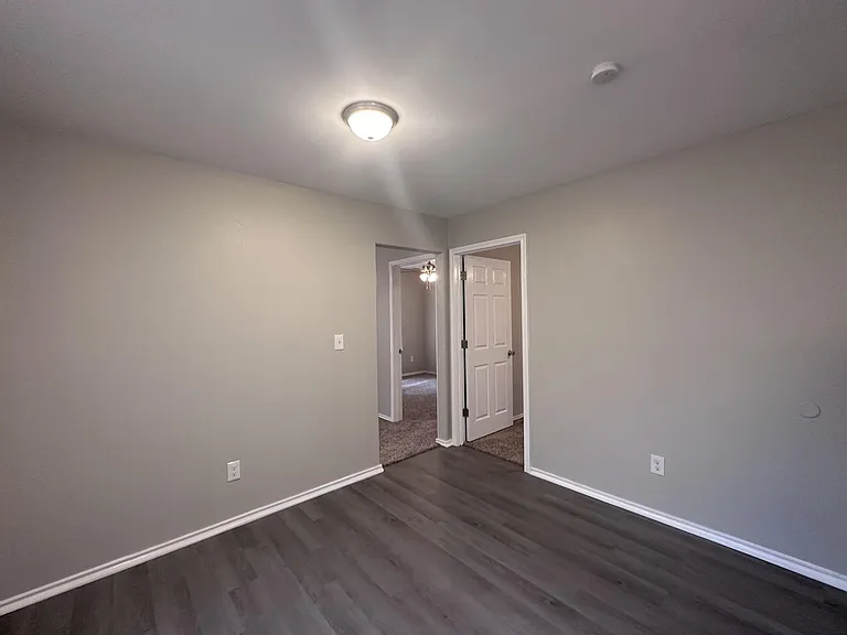 1603 Caldwell St — Photo 14