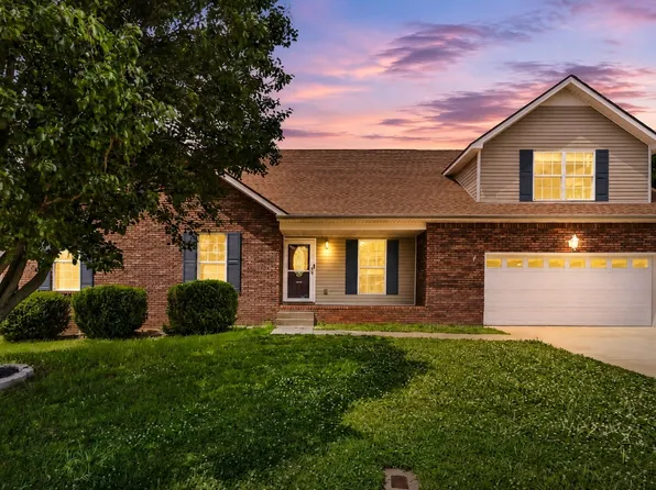 727 Ellie Nat Dr, Clarksville, TN 37040