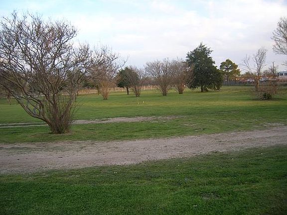 5th image of 15441 N Highway 34