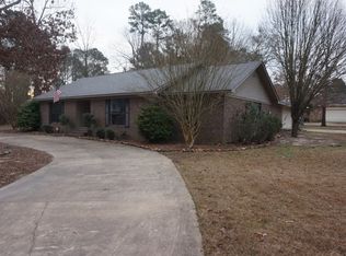 9 Regency Cir, Magnolia, AR 71753