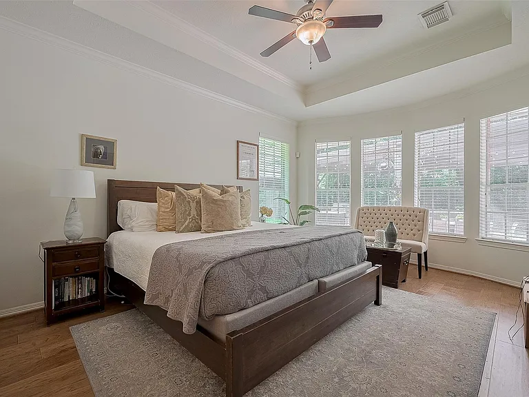 7 Peaceful Canyon Ct — Photo 35