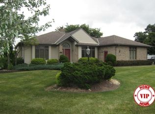 764 Woodview Dr, Ashland, OH 44805