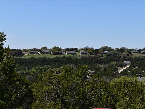 2nd image of 20000 Colonial Ln