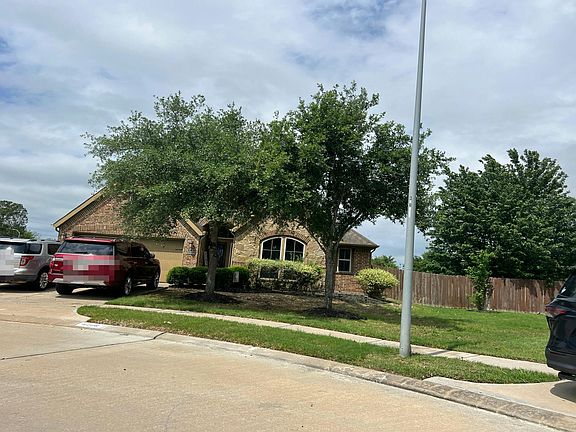 2nd image of 6206 Orange Blossom Ln