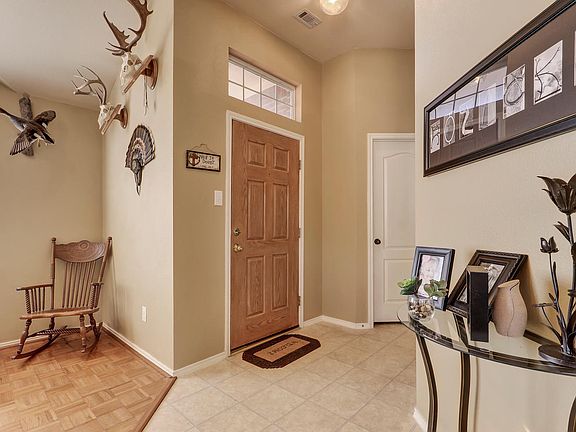 2nd image of 117 Aguilar Dr