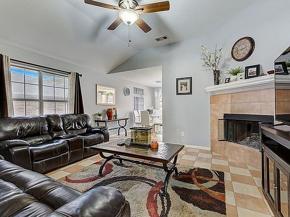 5th image of 3028 Caballero Cir
