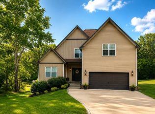 1403 Southside Rd, Southside, TN 37171