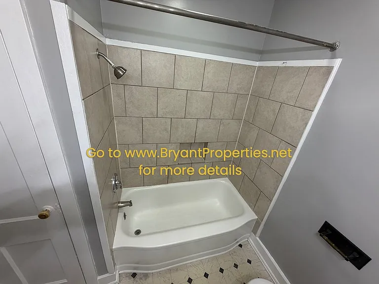 644 Carmel Ave — Photo 14