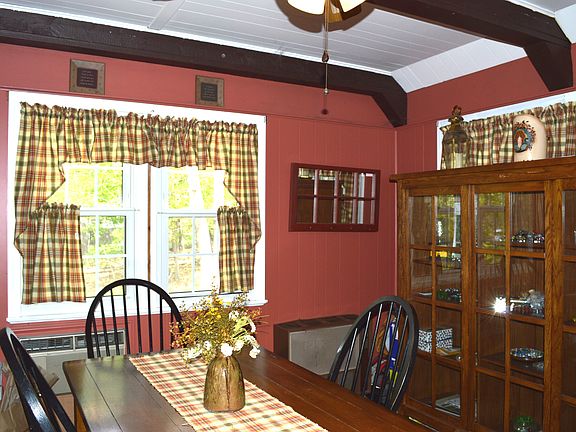 5th image of 13 Bungalow Avenue