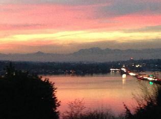 7560 NE 28th Pl, Medina, WA 98039