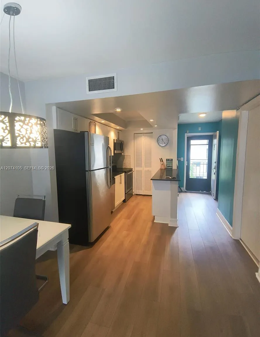 Le Cartier Condo — Photo 4
